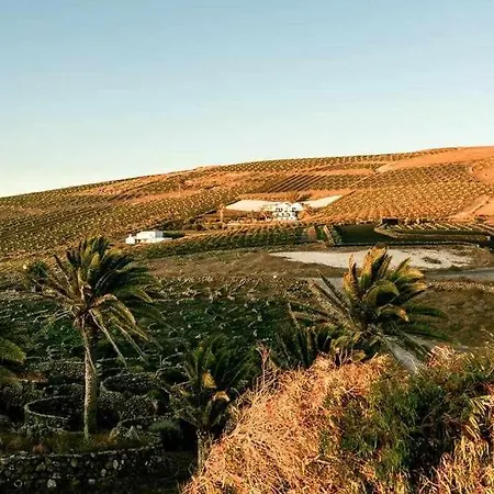 Villa Malvasia In The Heart Of Lanzarote * Masdache