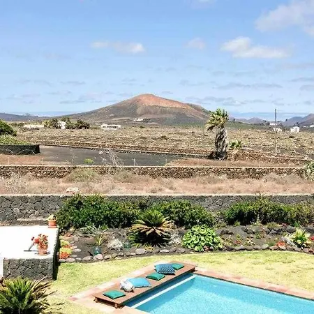 Hébergement de vacances Villa Malvasia In The Heart Of Lanzarote Masdache